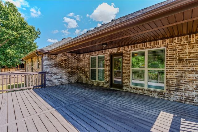5044 E Talon Trail, Fayetteville, AR 72701