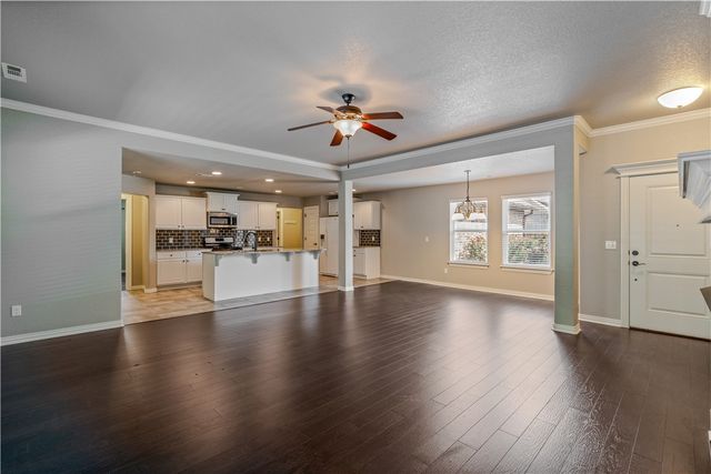 5044 E Talon Trail, Fayetteville, AR 72701