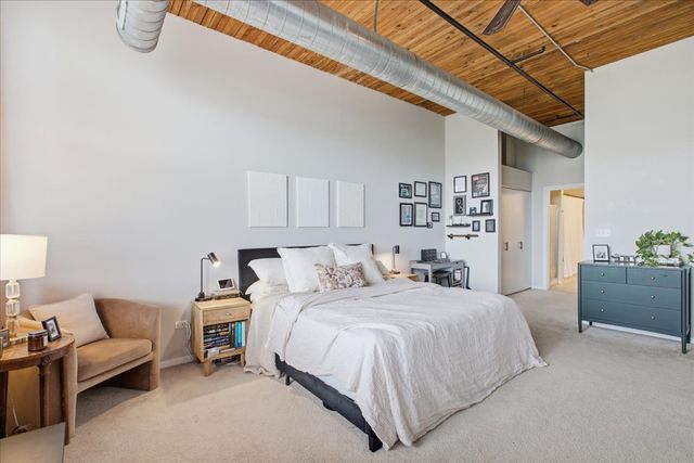 3500 S SANGAMON Street 314, Chicago, IL 60609