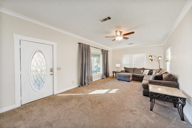 517 W Lamar Street, Alvord, TX 76225