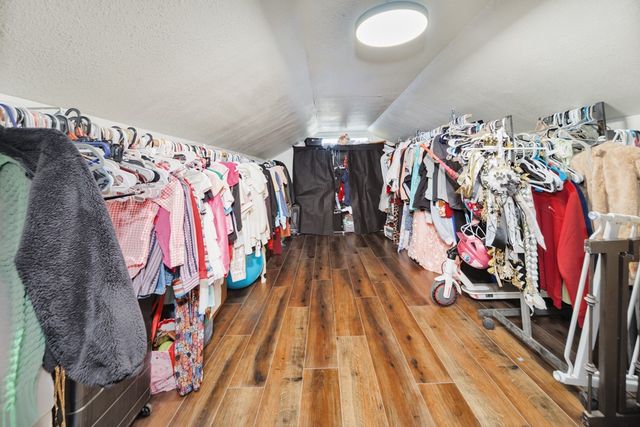 517 W Lamar Street, Alvord, TX 76225