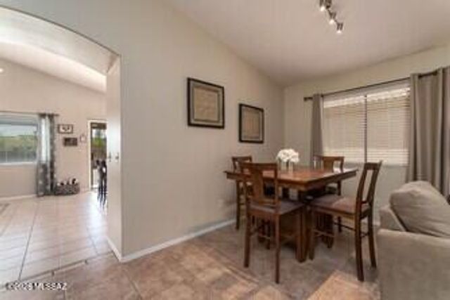 7808 N Sun Flair Drive, Tucson, AZ 85741