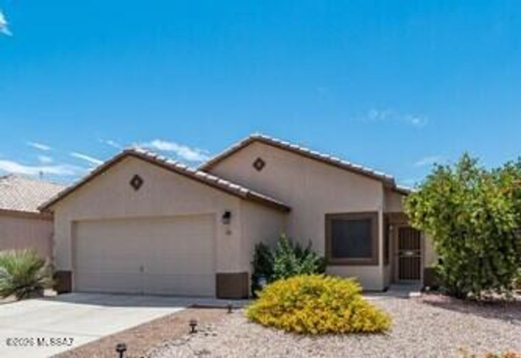7808 N Sun Flair Drive, Tucson, AZ 85741