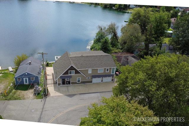 494 S Shore Drive, Caledonia, MI 49316