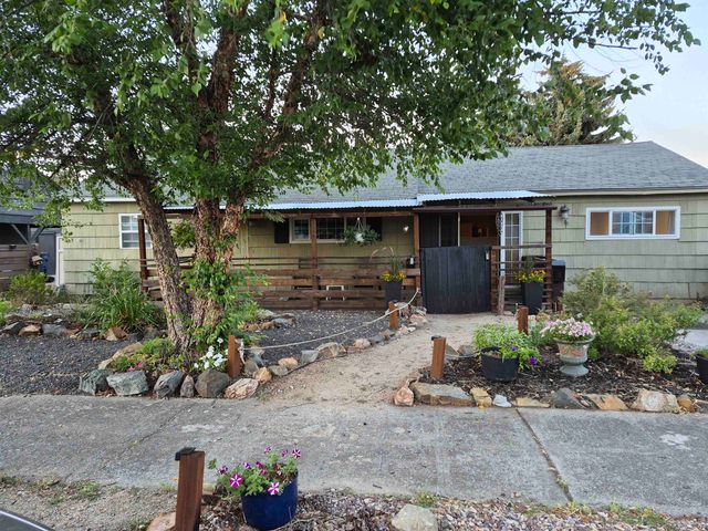 4608 N Windsor Dr, Spokane, WA 99205