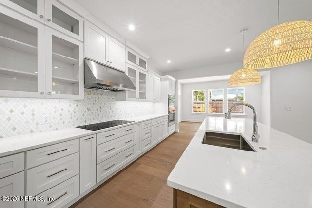 397 PLAZA, Atlantic Beach, FL 32233