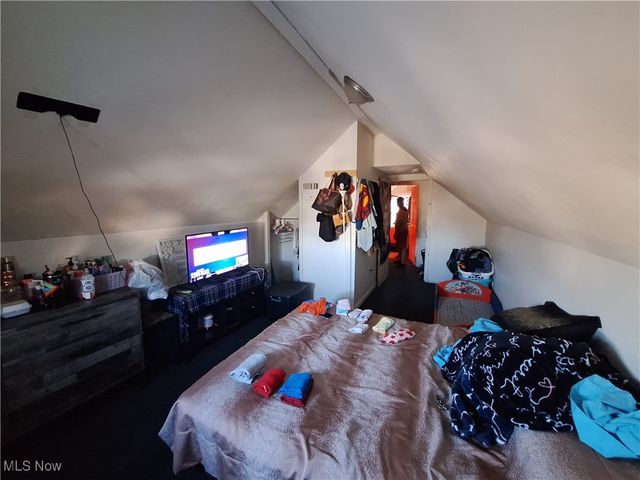 3609 Riverside Avenue, Cleveland, OH 44109