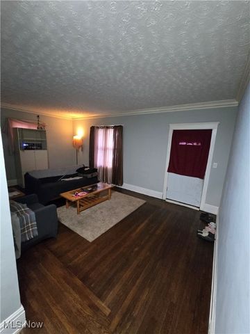 3609 Riverside Avenue, Cleveland, OH 44109