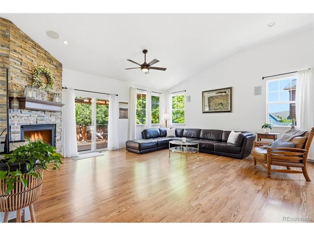 913 Serene Ct, Erie, CO 80516