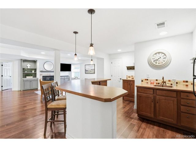 913 Serene Ct, Erie, CO 80516