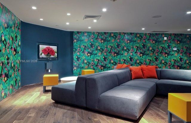 2020 N Bayshore Dr 908, Miami, FL 33137