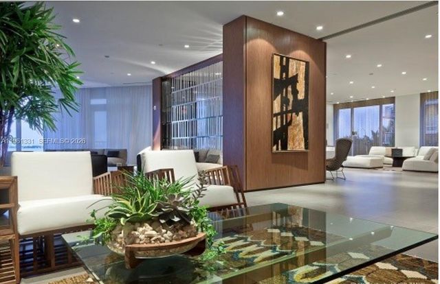 2020 N Bayshore Dr 908, Miami, FL 33137