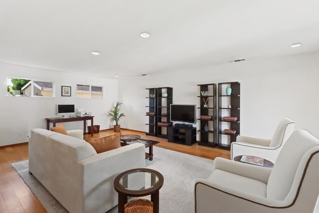 6201 Eastmont Ct, Carmichael, CA 95608