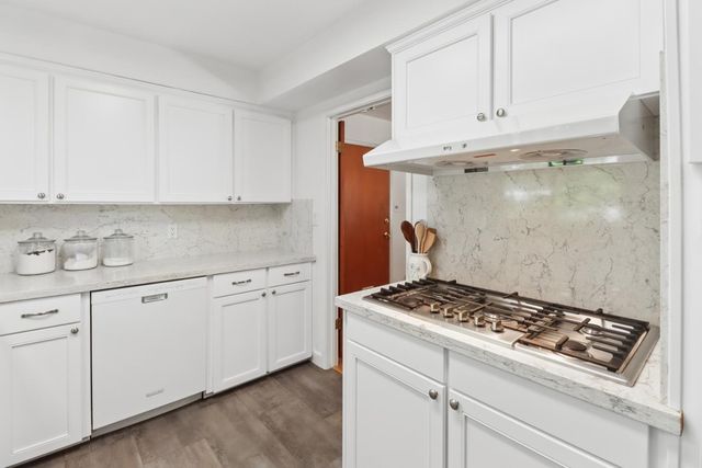 6201 Eastmont Ct, Carmichael, CA 95608