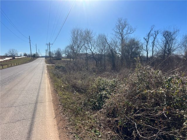 322 Primrose Road, Lowell, AR 72745