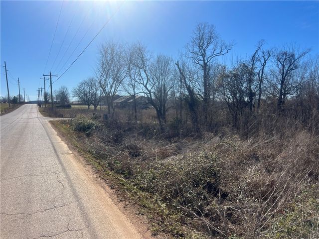 322 Primrose Road, Lowell, AR 72745