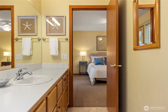 2020 Meadows Lane, Anacortes, WA 98221