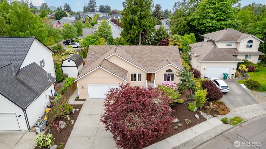 2020 Meadows Lane, Anacortes, WA 98221