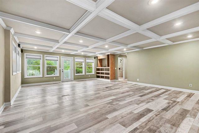 15415 Simmons Avenue, Cedar Springs, MI 49319
