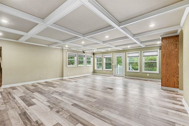 15415 Simmons Avenue, Cedar Springs, MI 49319