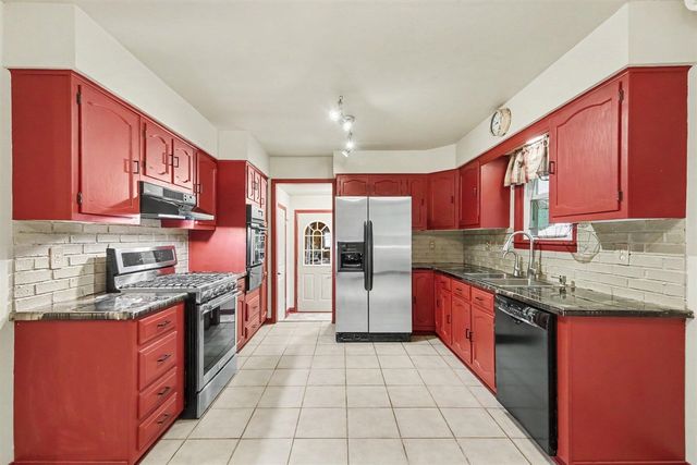 15415 Simmons Avenue, Cedar Springs, MI 49319