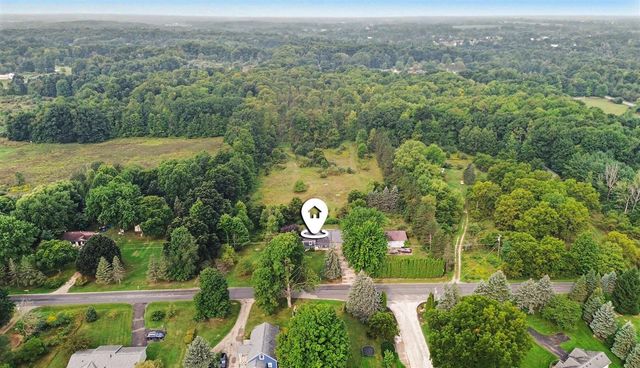 15415 Simmons Avenue, Cedar Springs, MI 49319