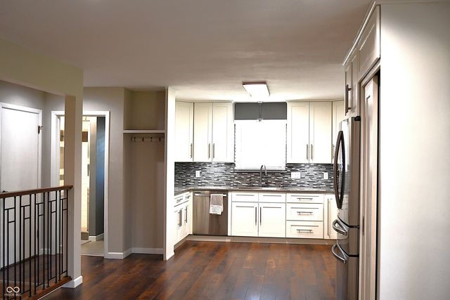 45 Meadow Vue Ct N Drive, Indianapolis, IN 46227