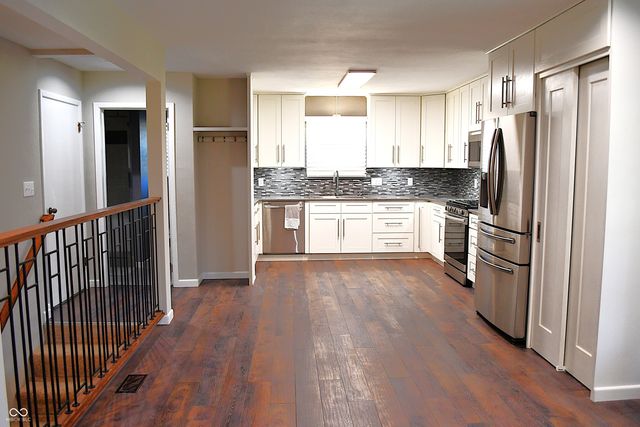 45 Meadow Vue Ct N Drive, Indianapolis, IN 46227