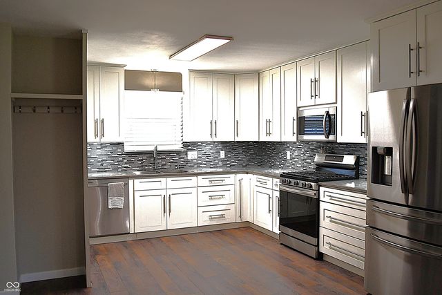 45 Meadow Vue Ct N Drive, Indianapolis, IN 46227