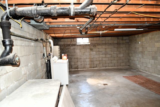 45 Meadow Vue Ct N Drive, Indianapolis, IN 46227