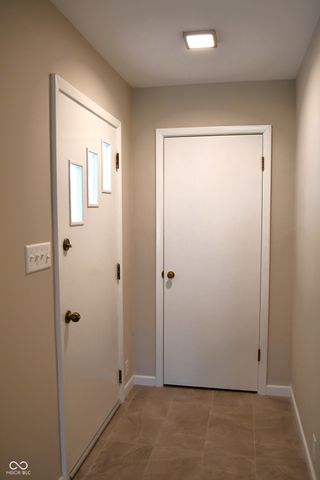 45 Meadow Vue Ct N Drive, Indianapolis, IN 46227