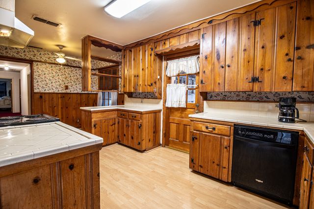 4805 Trail Lake Drive, Fort Worth, TX 76133