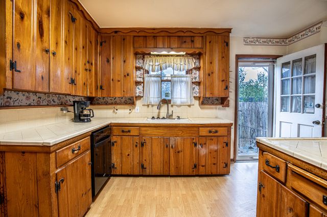 4805 Trail Lake Drive, Fort Worth, TX 76133