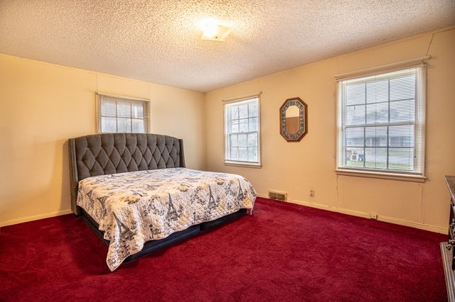 4805 Trail Lake Drive, Fort Worth, TX 76133