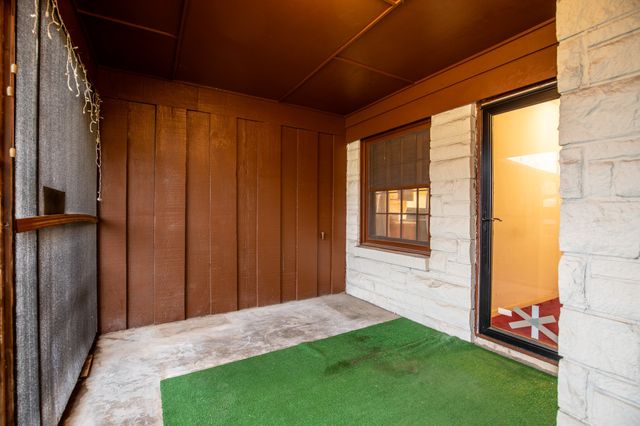 4805 Trail Lake Drive, Fort Worth, TX 76133