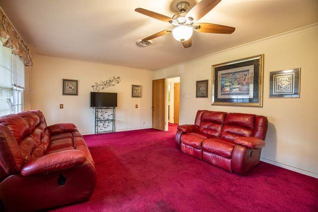 4805 Trail Lake Drive, Fort Worth, TX 76133