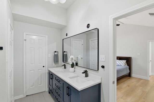 747 Monique, Cedar Hill, TX 75104