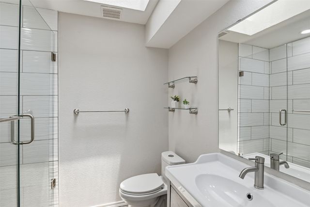 747 Monique, Cedar Hill, TX 75104