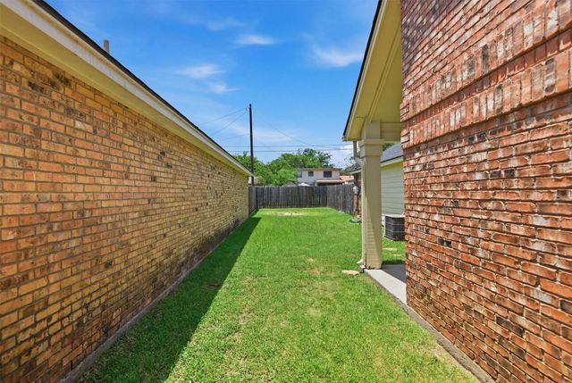 747 Monique, Cedar Hill, TX 75104