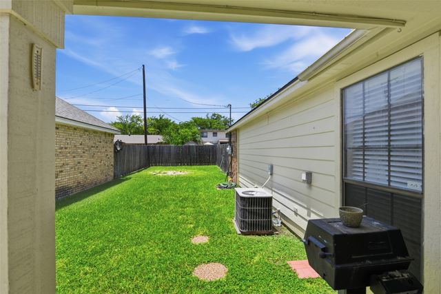 747 Monique, Cedar Hill, TX 75104