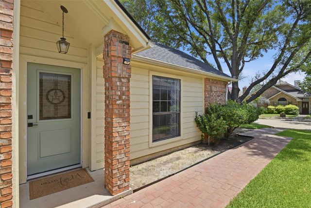 747 Monique, Cedar Hill, TX 75104