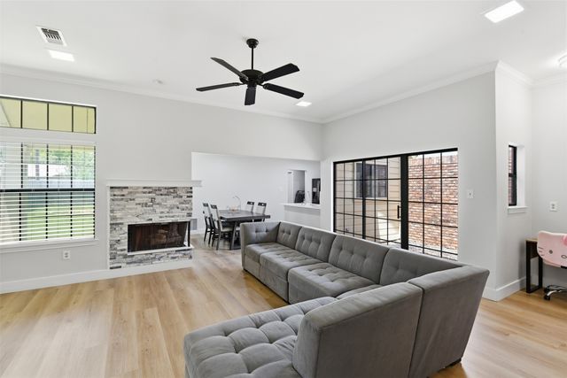 747 Monique, Cedar Hill, TX 75104