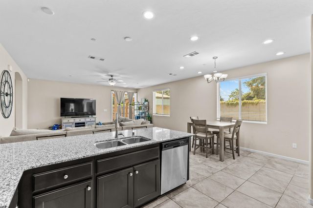 1727 Bristol Avenue, Tulare, CA 93274