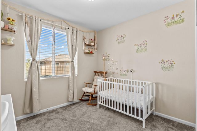 1727 Bristol Avenue, Tulare, CA 93274