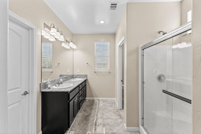 1727 Bristol Avenue, Tulare, CA 93274