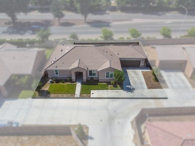 1727 Bristol Avenue, Tulare, CA 93274