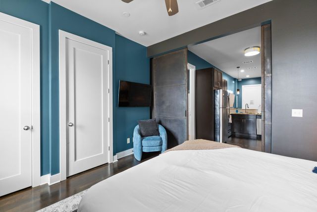 210 30th Ave N Apt 312, Nashville, TN 37203