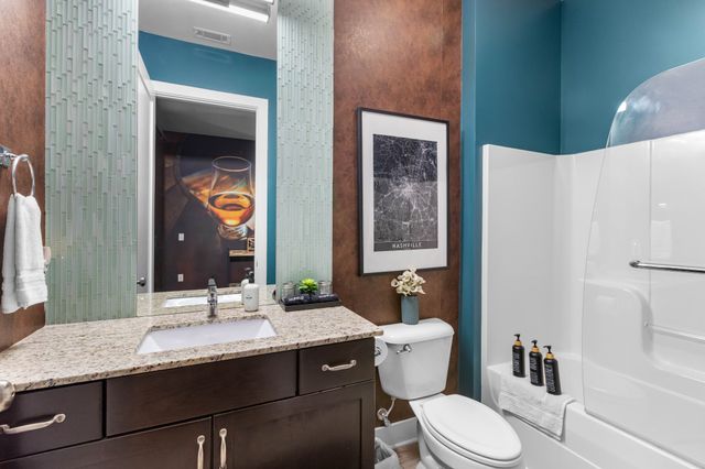 210 30th Ave N Apt 312, Nashville, TN 37203