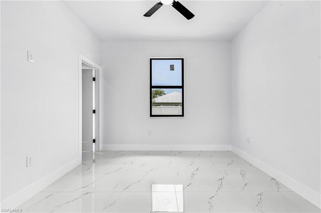 3227 NE 13th PL, Cape Coral, FL 33909