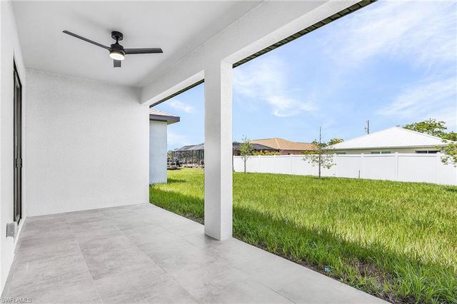 3227 NE 13th PL, Cape Coral, FL 33909